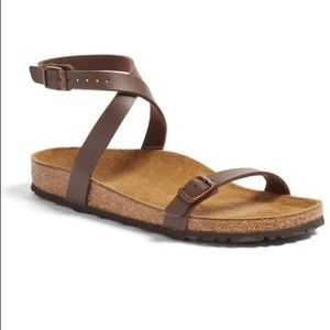 Daloa ankle strap Birkenstocks